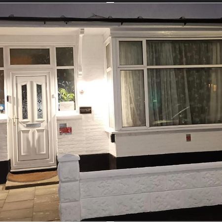 Gladstone Lodge Guest House London Exterior photo